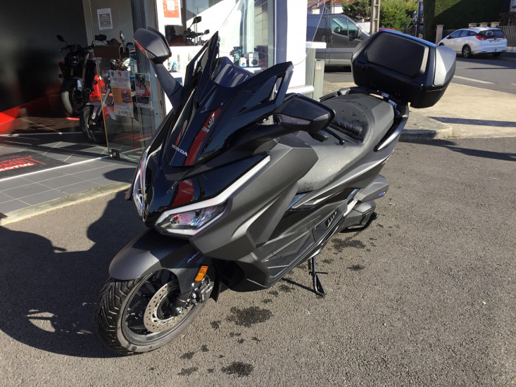 Honda forza 350 TOP BOX - BRIVE